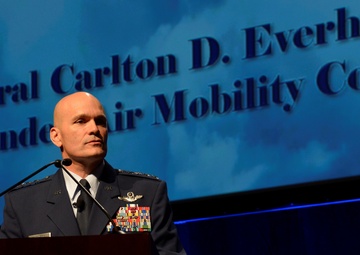 AMC commander discusses the future of Mobility Air Force at 2015 A/TA