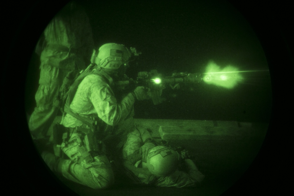 Night Drills: U.S. Marines shoot through chaos in the dark