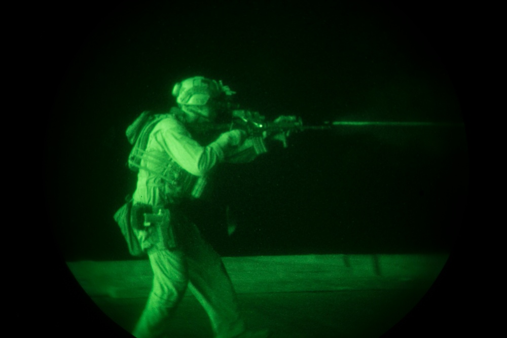 Night Drills: U.S. Marines shoot through chaos in the dark