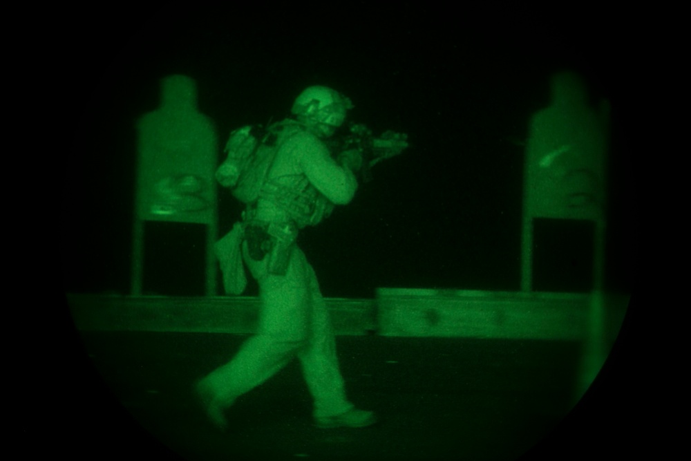 Night Drills: U.S. Marines shoot through chaos in the dark