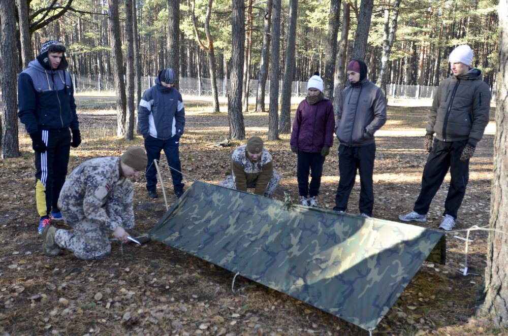 Latvian cadets, civilians, US counterparts conquer competition