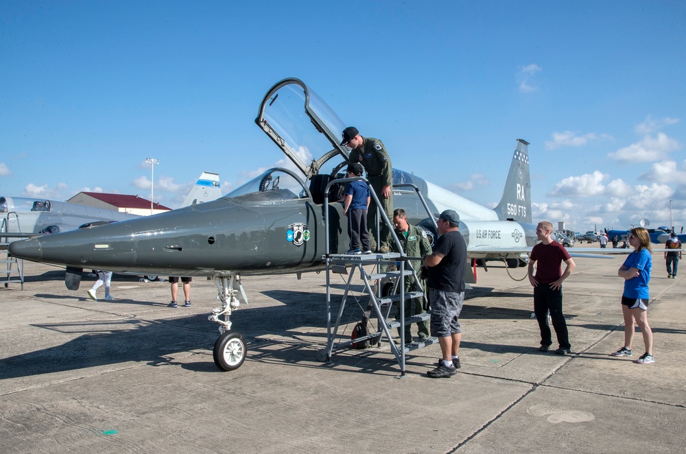 DVIDS - Images - 2015 Joint Base San Antonio Air Show and Open House ...