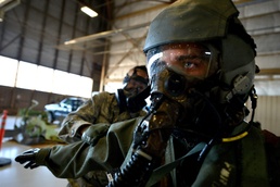Pilots train in contamination scenarios