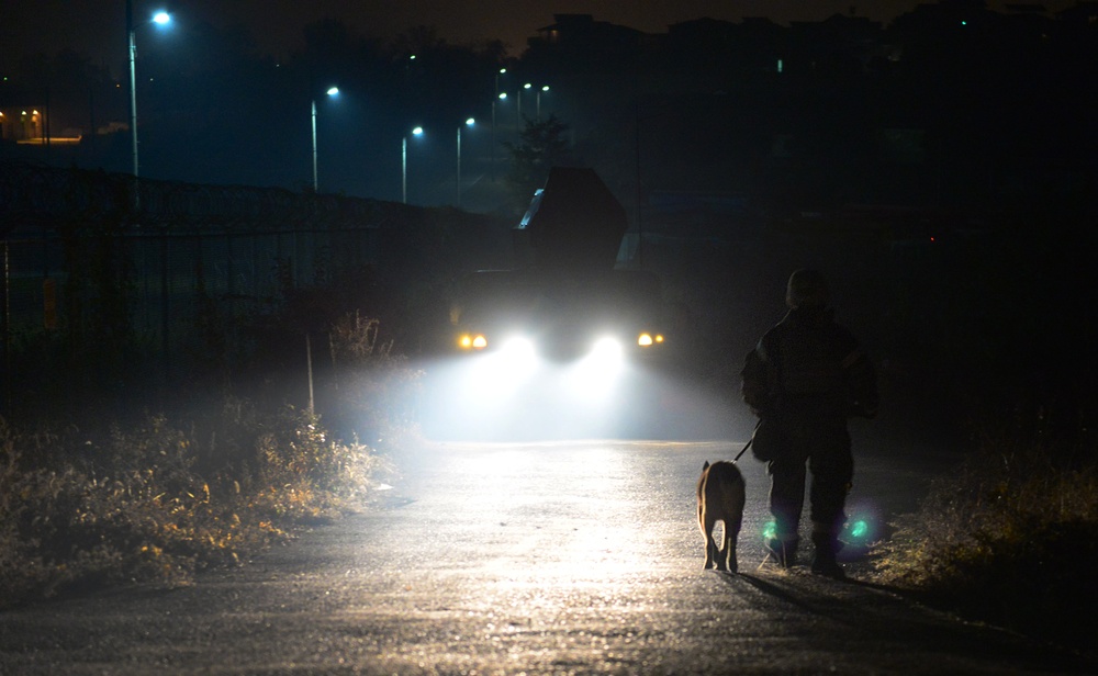 K-9 teams sniff out OPFOR during Vigilant Ace 16