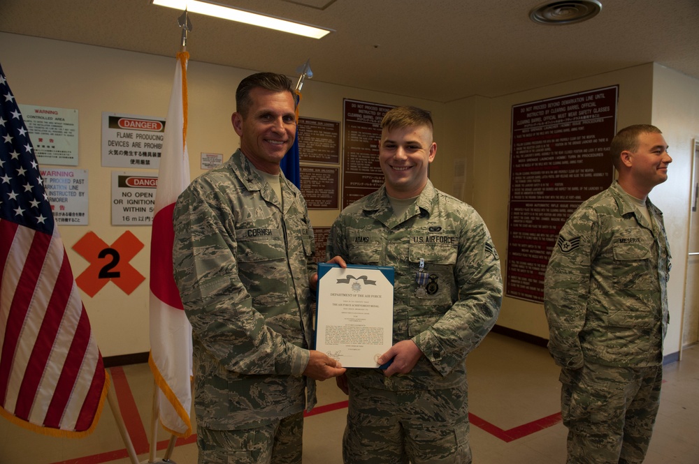 Kadena Airmen recognized for lifesaving actions