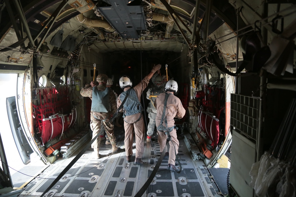 Tarantula Team Airborne jump Fort Irwin