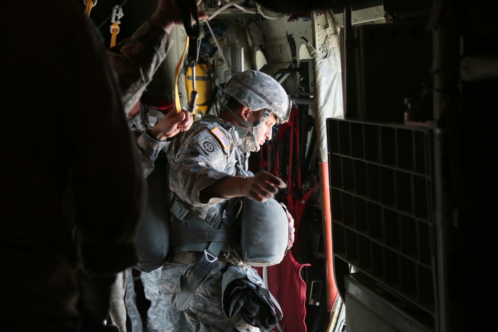 Tarantula Team Airborne jump Fort Irwin