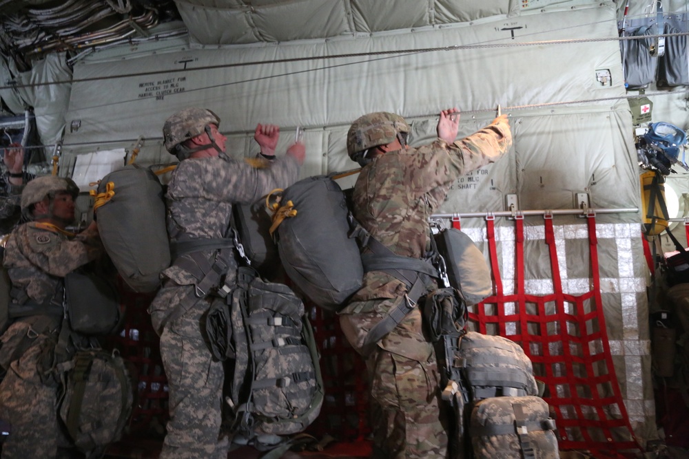 Tarantula Team Airborne jump Fort Irwin