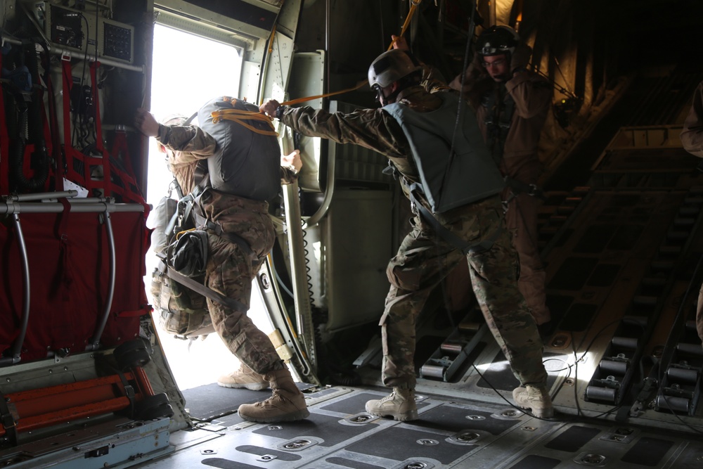 Tarantula Team Airborne jump Fort Irwin