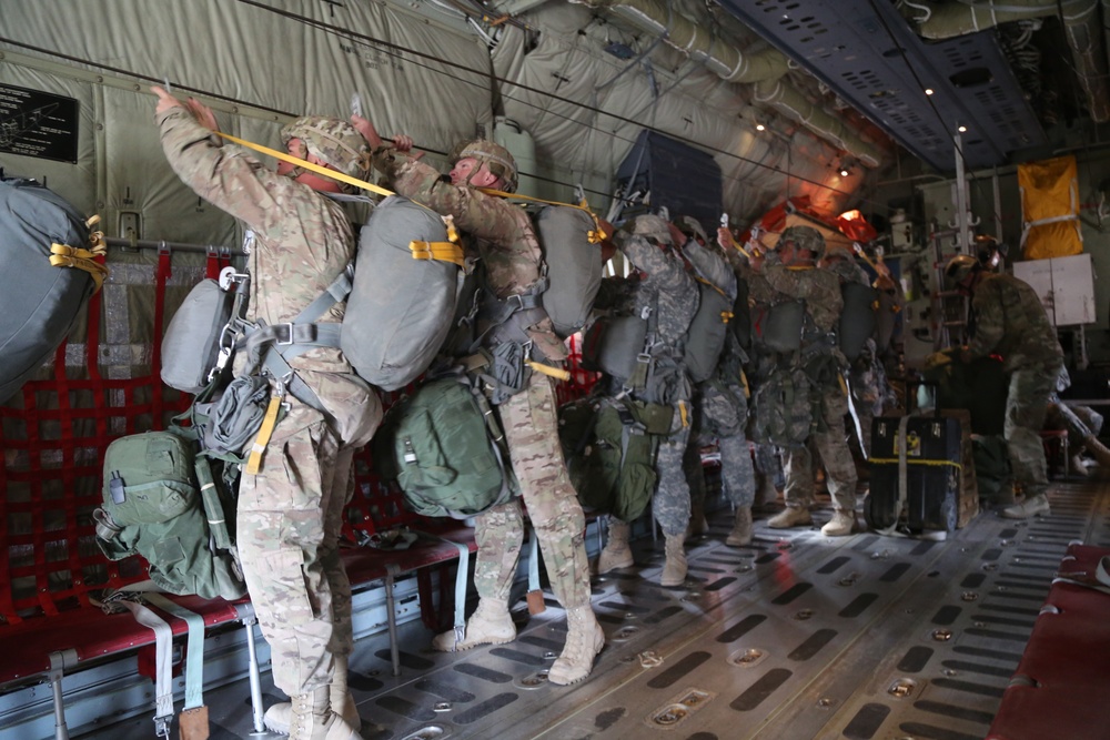 Tarantula Team Airborne jump Fort Irwin