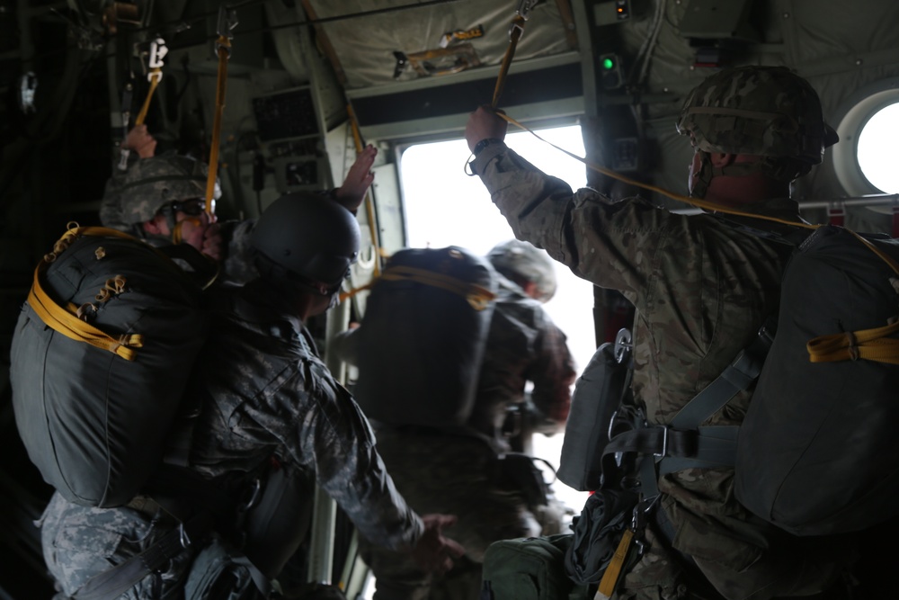 Tarantula Team Airborne jump Fort Irwin