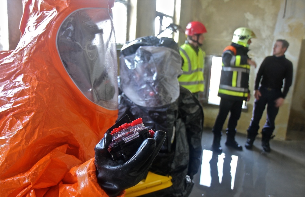 Army Reserve partners with Belgian firefighters for CBRN training