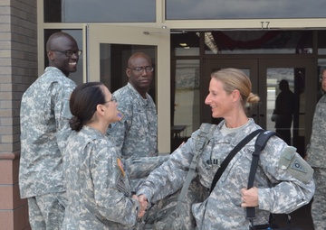 Ohio MPs depart for detainee mission