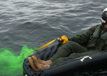 Marines, Coast Guard rehearse search and rescue procedures