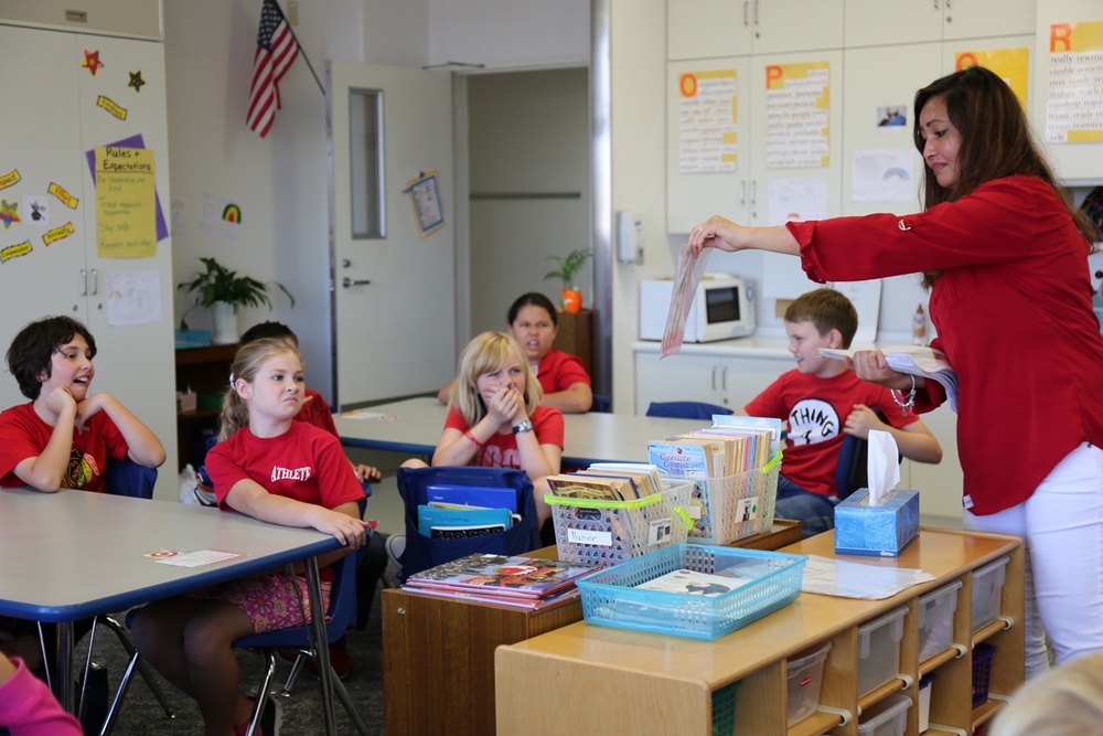 Red Ribbon Week teaches students healthy life choices