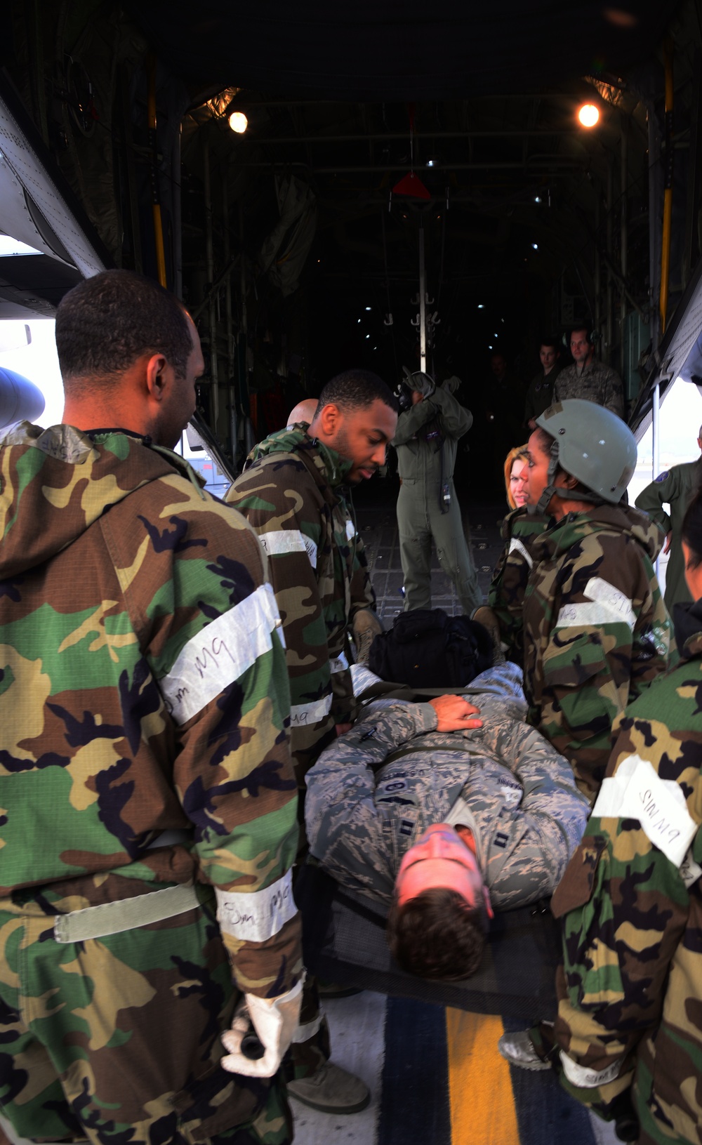 51 MDG, 18 AES perform aeromedical evacuation during Vigilant Ace 16