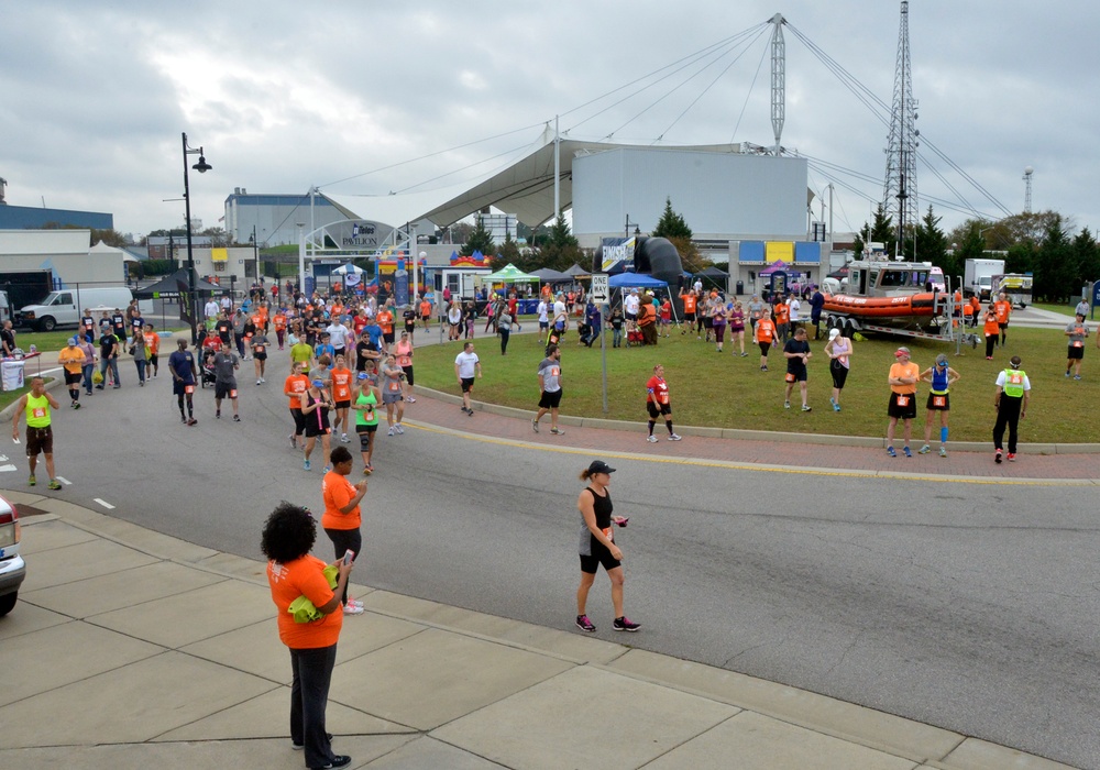 Runners line up during the 2015 Coast Guard Day 5k