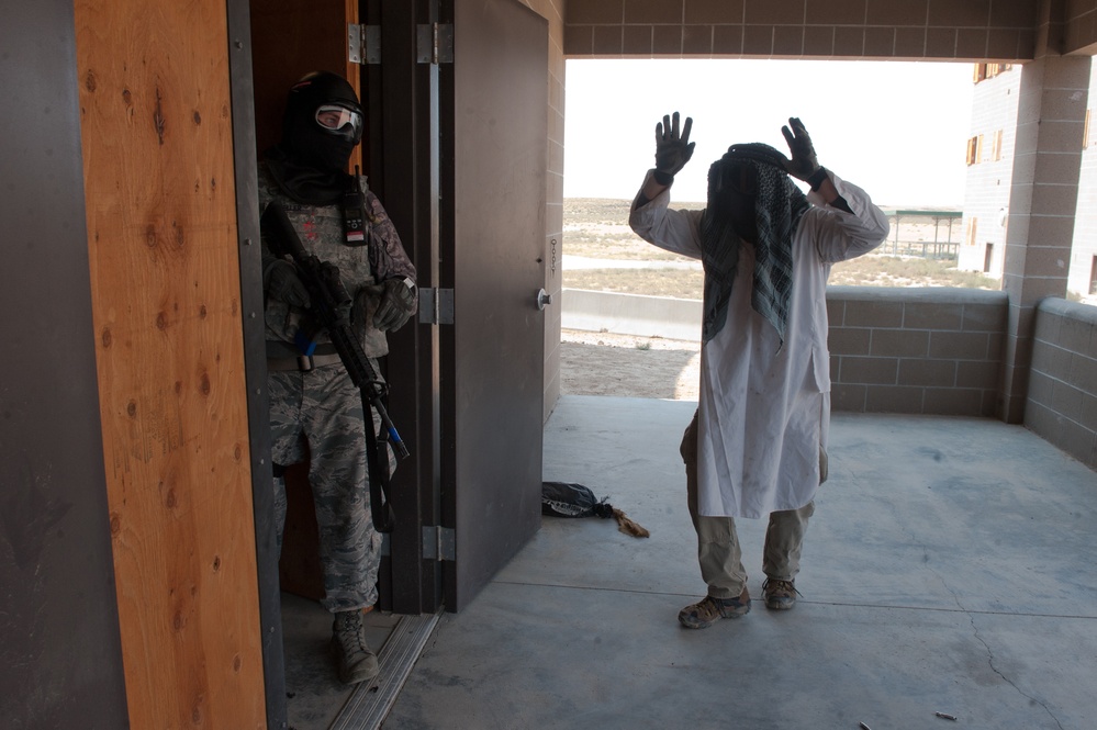 Idaho's SFS Airmen secure enemy village