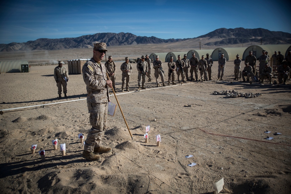 8th Marine Regiment briefs the plan for the Battalion Assault Course