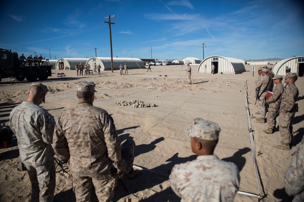 8th Marine Regiment briefs the plan for the Battalion Assault Course