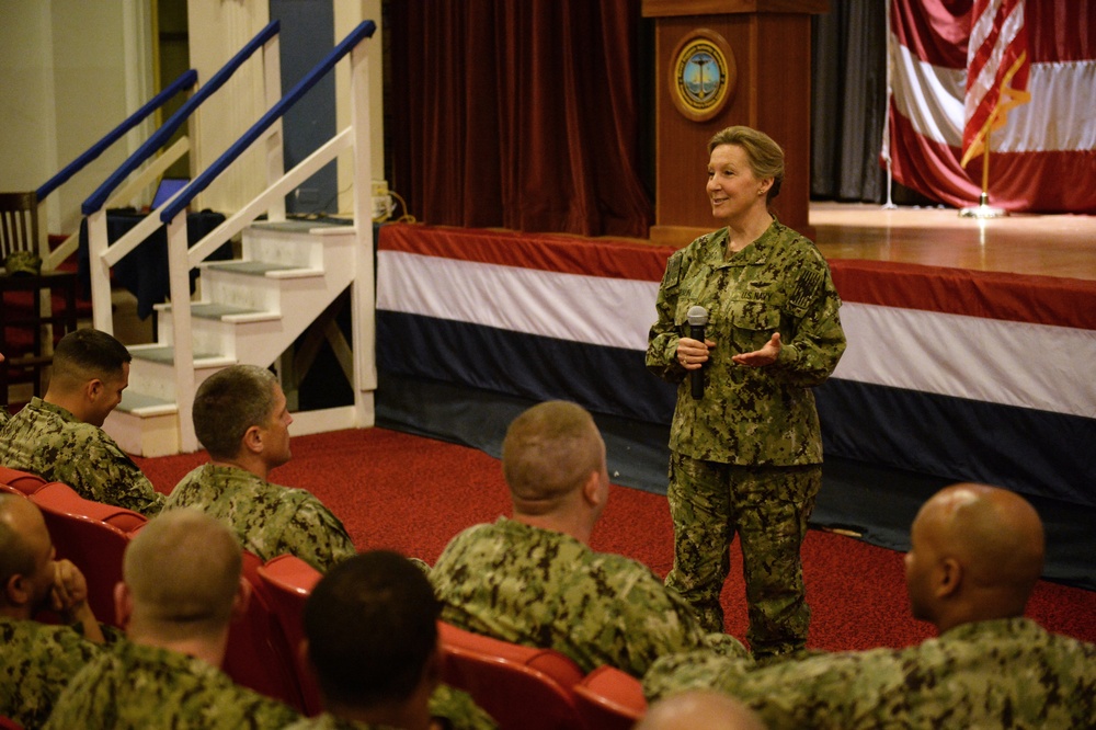 Vice Adm. Braun visits Coastal Riverine Squadron 8 Bravo Company at NSA Annapolis