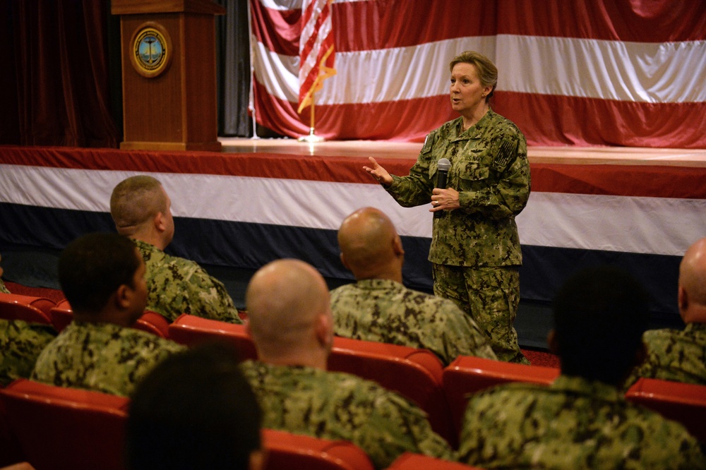 Vice Adm. Braun visits Coastal Riverine Squadron 8 Bravo Company at NSA Annapolis