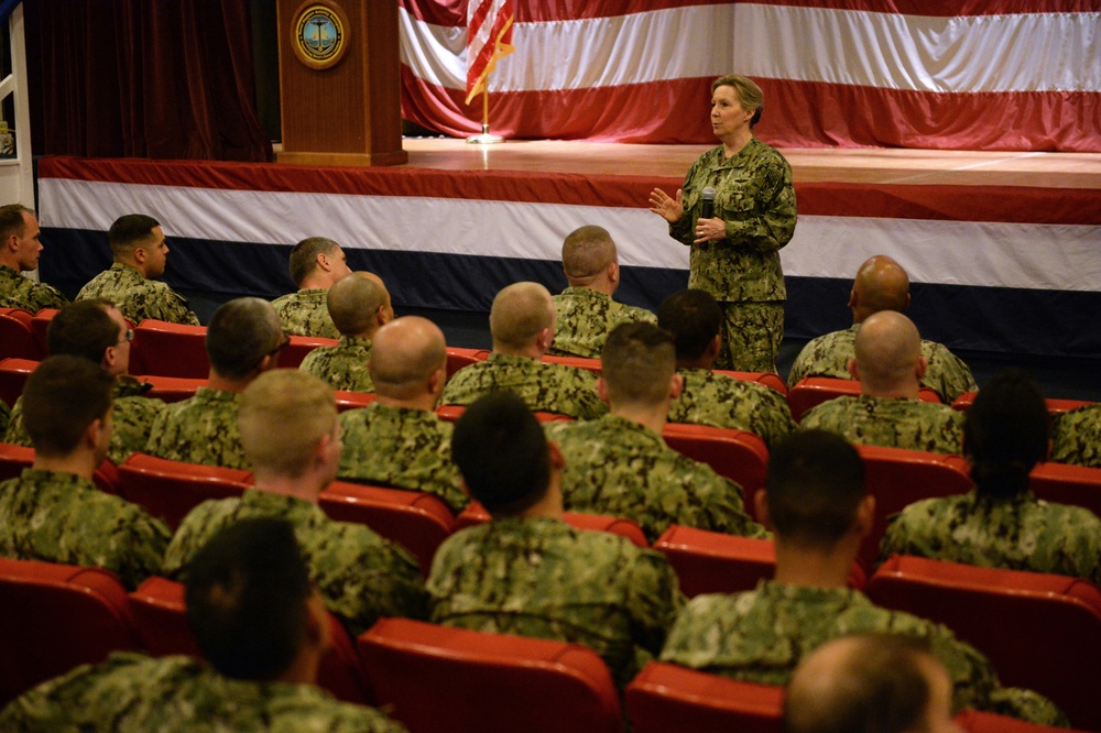 Vice Adm. Braun visits Coastal Riverine Squadron 8 Bravo Company at NSA Annapolis