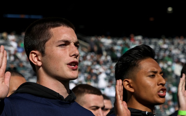 Marines part of New York Jets pre-game ceremony