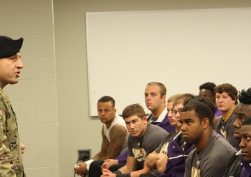 ‘Wagonmasters’ attend UMHB military appreciation game