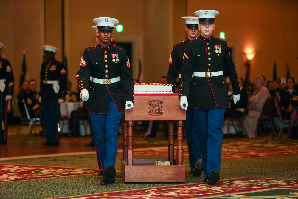 DVIDS Images Marine Corps Birthday Ball [Image 4 of 8]