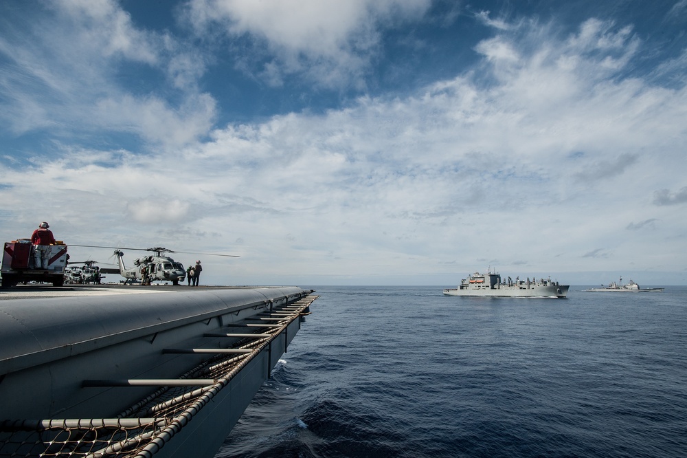 USS Chancellorsville replenishment