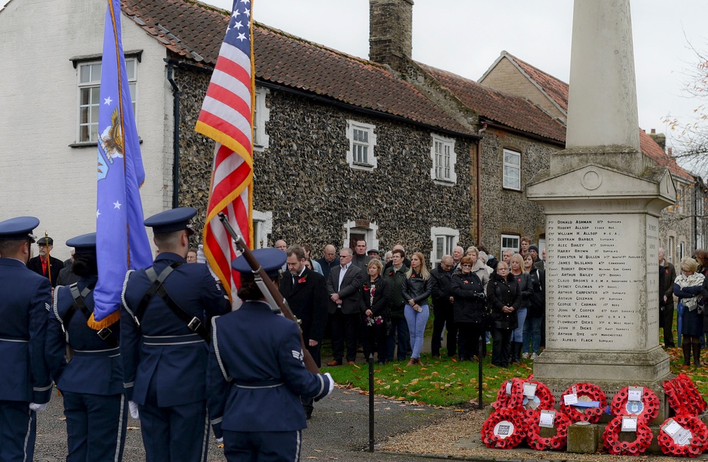 US, UK communities remember heroes