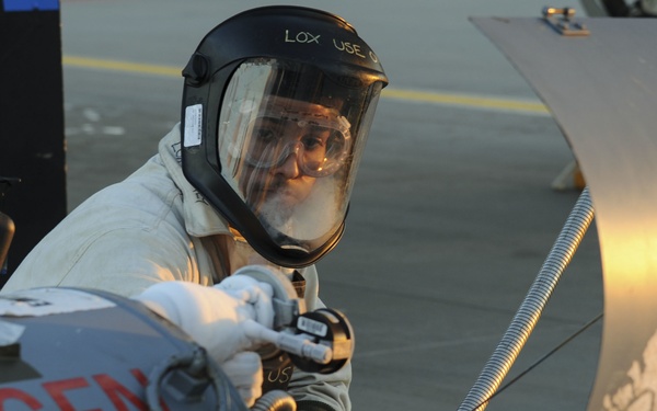 LOX keeps pilots breathing over Europe