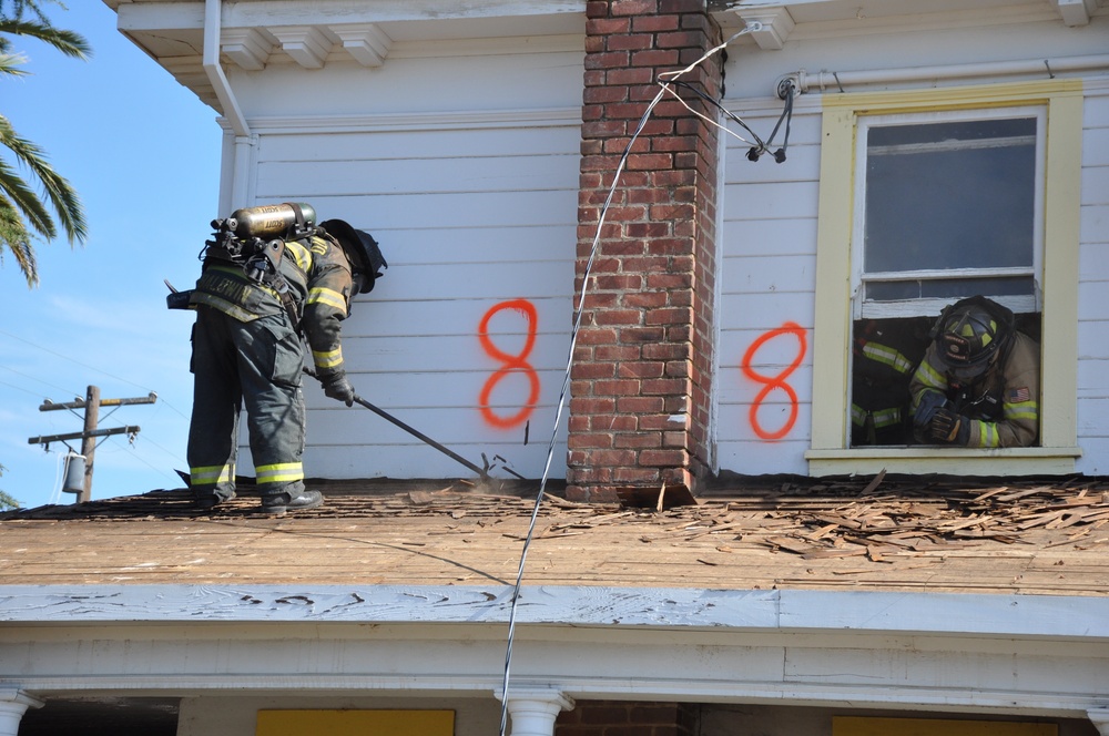 Travis, Beale participate in live fire training exercise