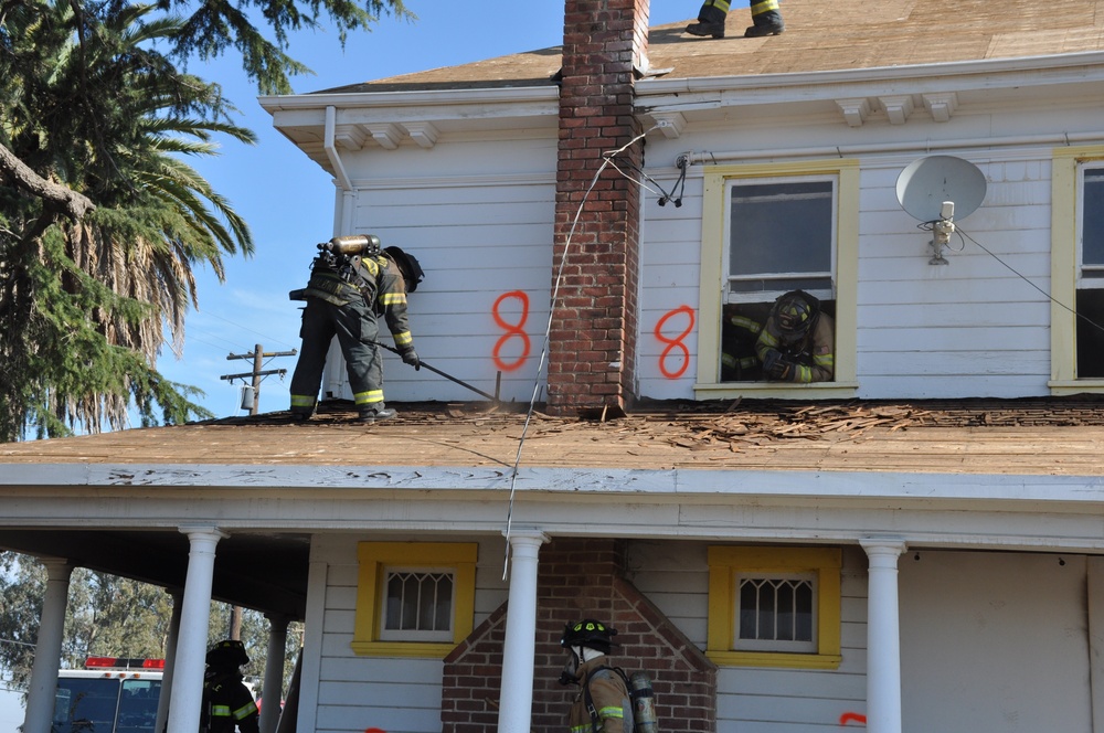 Travis, Beale participate in live fire training exercise