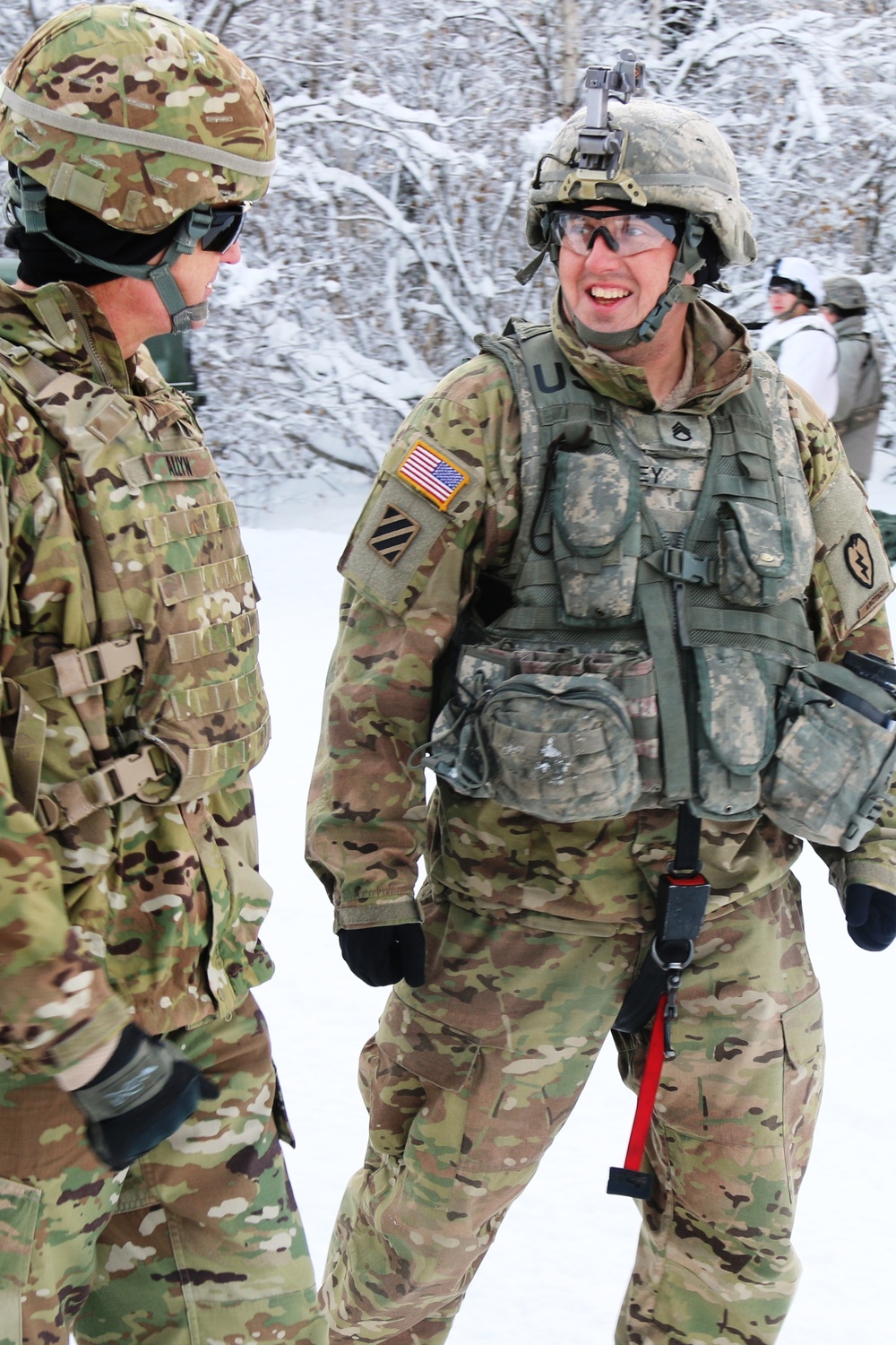 VCSA Daniel Allyn visits Alaska Soldiers