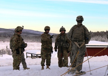 VCSA Daniel Allyn visits Alaska Soldiers