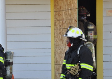 Travis, Beale participate in live fire training exercise