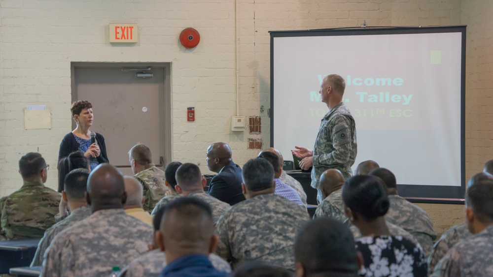 Chief of Army Reserve's wife talks with Reserve Soldiers, their families and Army civilian employees during his visit to the West L.A. Reserve Center