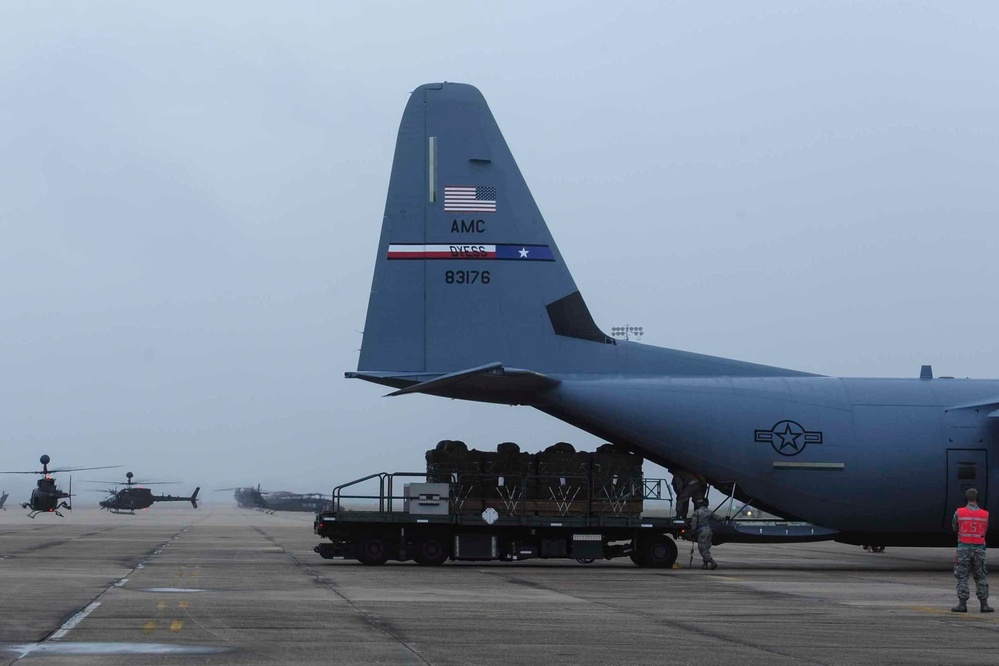 Herc prepares to flex