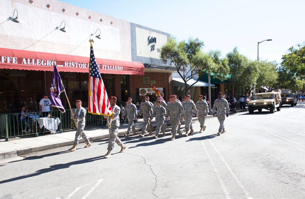 Reserve Soldiers participate in Veterans Day parade, unveiling of veterans' monument