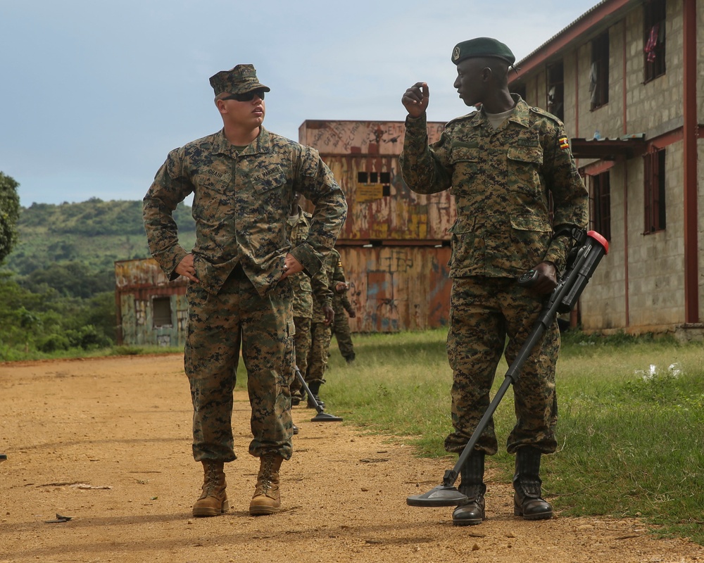 US Marines help strengthen Ugandan forces
