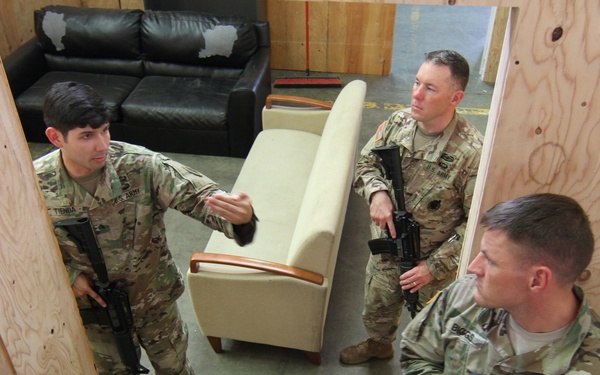 Pacific Soldiers create Warrior Training Center