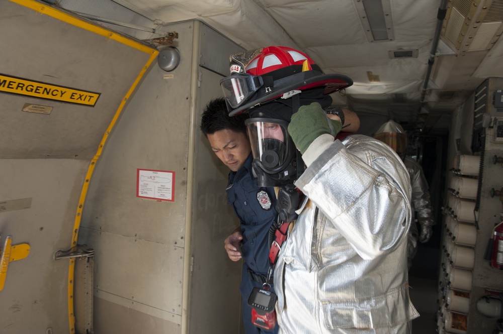 Japan, US responders participate in aircraft egress training