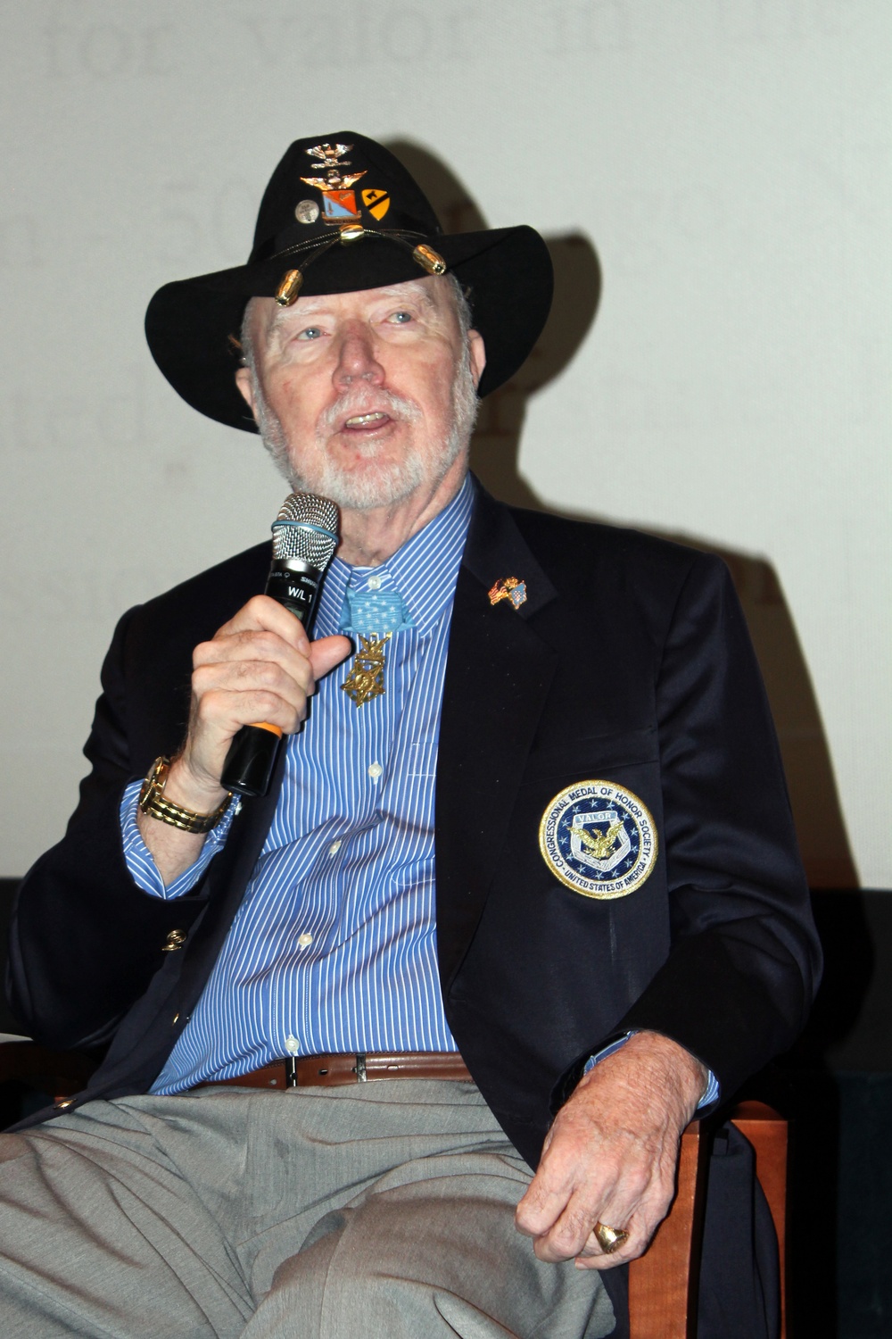 Medal of Honor recipient reflects on 50th anniversary of the Battle of la Drang Valley