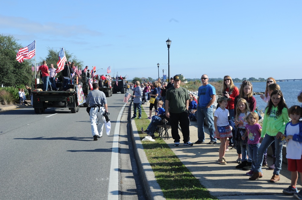 NHP honors veterans at Pensacola parade