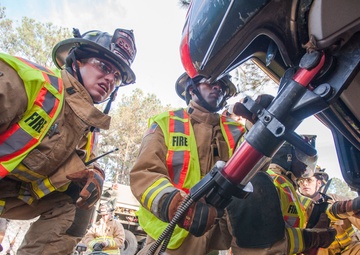 SC Guard trains for emergency vehicle extraction