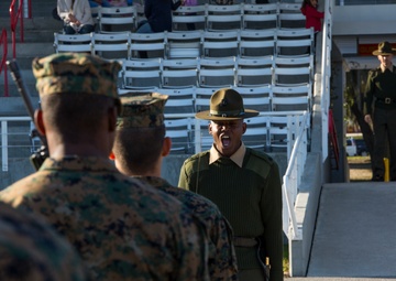 Marine recruits pass initial drill evaluation on Parris Island