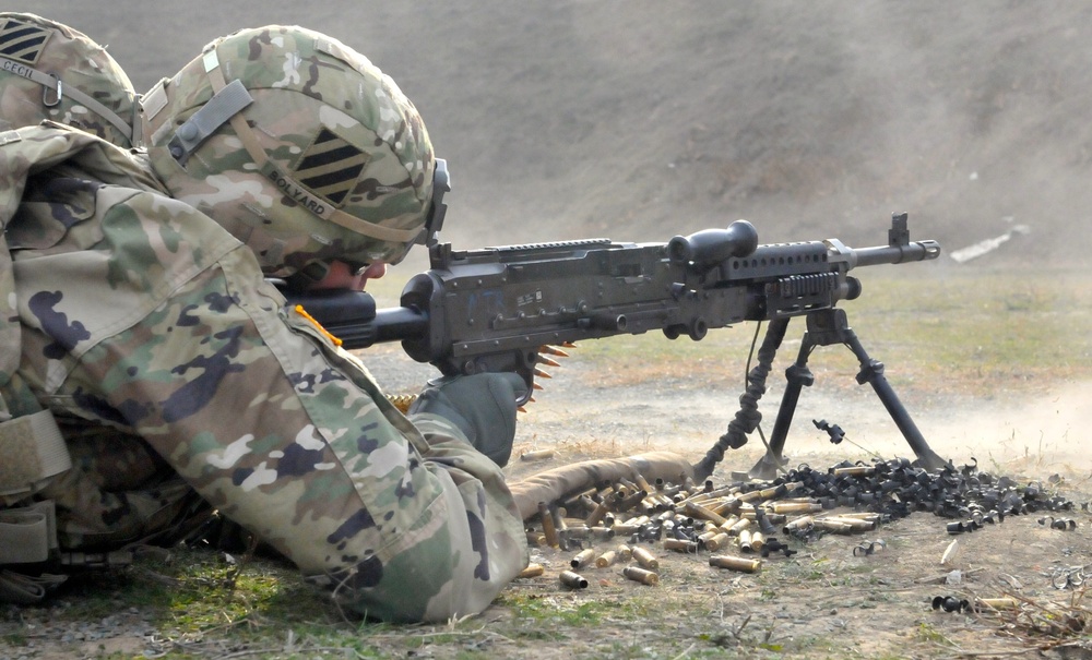5-7 CAV conducts weapon qualification in Romania