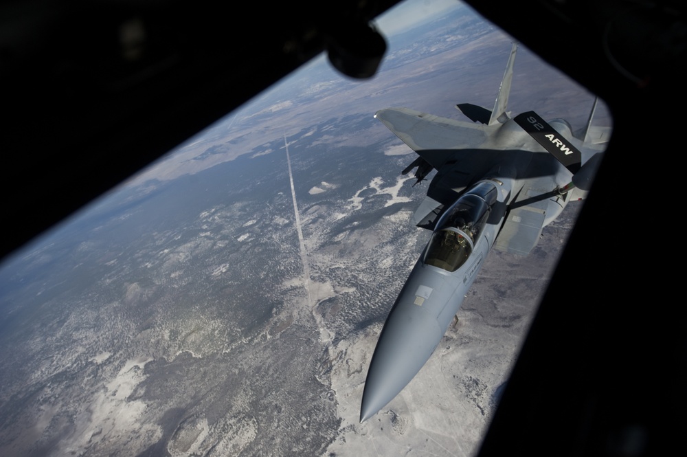 F-15 refueling